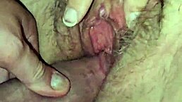 射深孕妇逼里 混着体液再塞回去