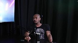 As Pessoas Do Meio Liberal São Preconceituosas Com Elas Mesmo E O Cuckold E Os Que Julgam - Lucas Ferraz Sheer Red.