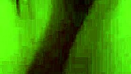 嘿，想和我一起在床上过夜吗？Aria Valencia Clarke 和继父调情