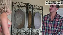 Stepmom Emma Hix Teaching Blowjob And Licking 😏