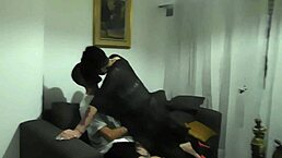 me gusta chuparles mucho la pija cuando me cojen el culo