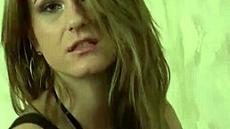 skinny milf finger bangs her meaty pussy in close-up homemade group scene