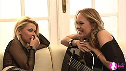 Wow, Viv Thomas Blondes Kiss and Finger Each Other's Pussies in HD!