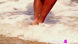 I’m obsessed with blonde milf Cara Mell’s sexy outdoor posing. Her body is just unreal!