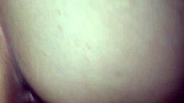 lavando no banheiro fica tudo mais limpinho os instrumentos de trabalho novinha faz sua segunda cena quentíssima com alemão tatuador diabinhasnet em praia grande