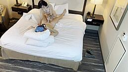 Tattoed beauty gives detailed blowjob to petite teen