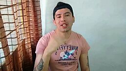 voy con el carpintero hetero y termina empotrandome su vergota de23cm en mi culito rico en mi cuarto relato sexual