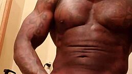 Hey, worship this big black hairy dick of Hallelujah Johnson now!