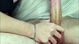 Does White Moon choke on monster cock in blowjob?