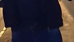 na rua gostosa bate uma em p�blico em live do instagram com peitos de fora buzinaram ao ver - melina bloom