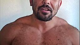 Bodybuilder measures cock to prove not all bodybuilders have small 18+ dicks