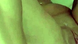 FODENDO COM MEU PINTO DE BORRACHA MINHA AMIGA