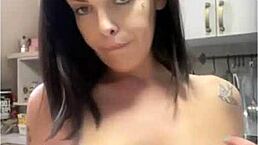 Worshipping Goddess: Mature Amateur Rips Clothes Off!