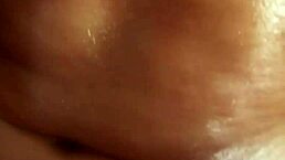 真实搭便车妹在车里帮司机撸管