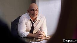 anna claire gets her mouth and pussy played with