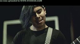 two guys fight over a stunning girl but end up bonding instead