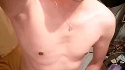 i'm the chacal corneador from ecatepec with monster cock masturbating