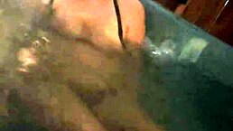 I feel lonely as a wife in the hottub