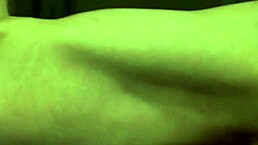 busty fbb flexes then rides hard?