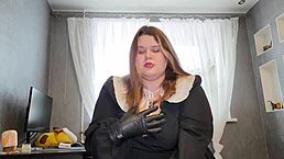 i love my chubby mistress vamp in leather givng me hanjob and blowjob for massive cumshot