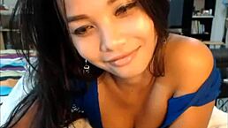 I'm watching Asian eyes on livefilipinacams.com