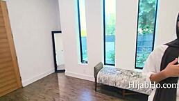 yo, watching her bang her bf is wild - hijabho 😍