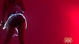 gamer pawg, wanna see cum all over my ass?