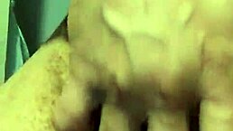 Latina Big Ass Se Masturba?