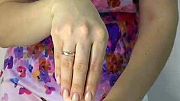 i love watching anna sky give a lingam massage with her hands in this series