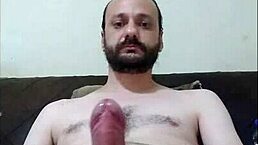 Punhetas e gozadas no rosto e boca de lindas mulheres a i generated