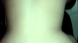 vecina culona espera a que mi mujer se vaya para venir a llenarle el coño de leche pov