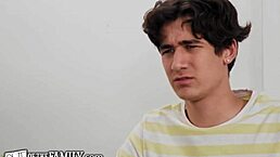 Busty rebel stepsister seduces stepbrother for bed-crashing doggystyle