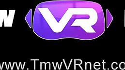 ellen betsy masturbates in tight shorts solo.