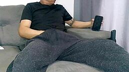 tava com tes�o e me aliviei na punheta