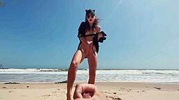 Teen Girl Public Masturbates on Nude Beach, Caresses Feet, Guy Jerks Off and Cums