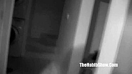 layla red shows her thick juicy booty