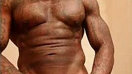 hallelujah johnson worships big black dick for holiday 😍