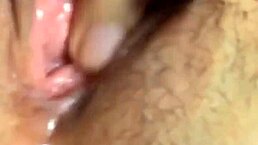 Nhẫn Rose in Steamy Vietnamese Sex Scene!