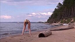 i'm charging at sea with my blonde