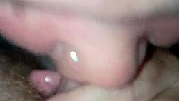 Wife boldly gives intense blowjob