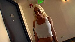 Ashley Starr MILF with Big Tits Prepares for Scene