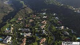 Anal-Loving Influencer Kenna Captivates Her Audience