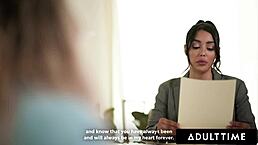 lesbian lawyer vanessa sky eats kayley gunner's wet pussy 😍