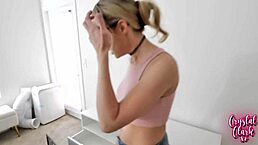 Step-aunt needs handyman for passionate creampie