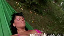 18+骚货户外肛交群P狂欢