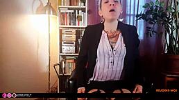 ta banquiere est une vraie salope - jerk off