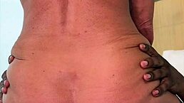 Muscular Bodybuilder Babe Kisses and Fucks BBC Bull Hard