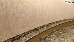 hot milf sucks delivery guy's monster cock 😍