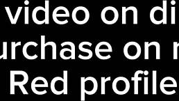 大屌伸展紧屁股，狂野 strapon 玩弄