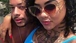 Vazou Na Net Novinha De 18 Anos Levando Gozada No Cuzinho